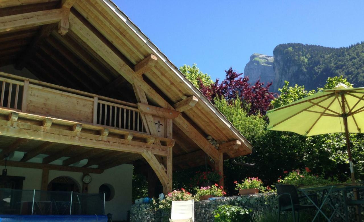 Chambres D'Hotes De Charme Douglas Samoëns Esterno foto